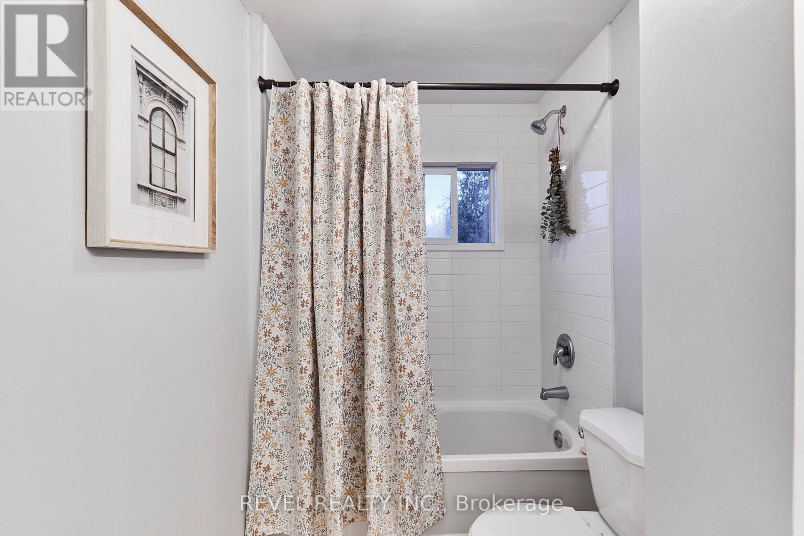 Semi-Detached/Link at 689 GIBB STREET, Oshawa