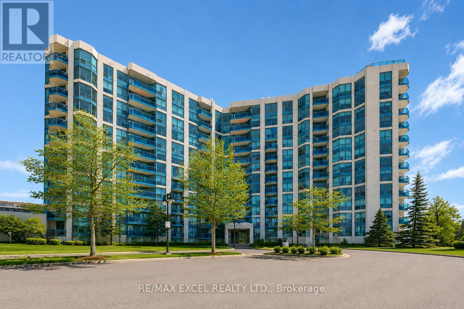 Apartment at 916 - 340 WATSON STREET W, Whitby (Port Whitby)