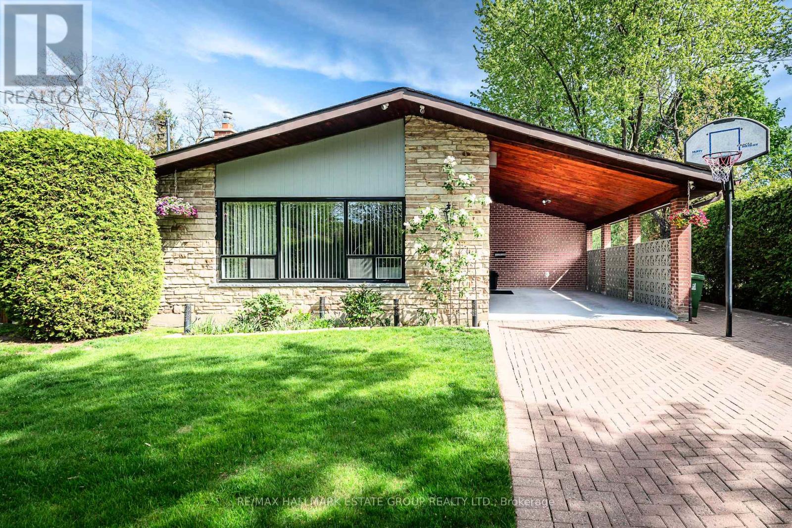 Detached at 6 PROVIDENCE STREET, Toronto (Eglinton East)
