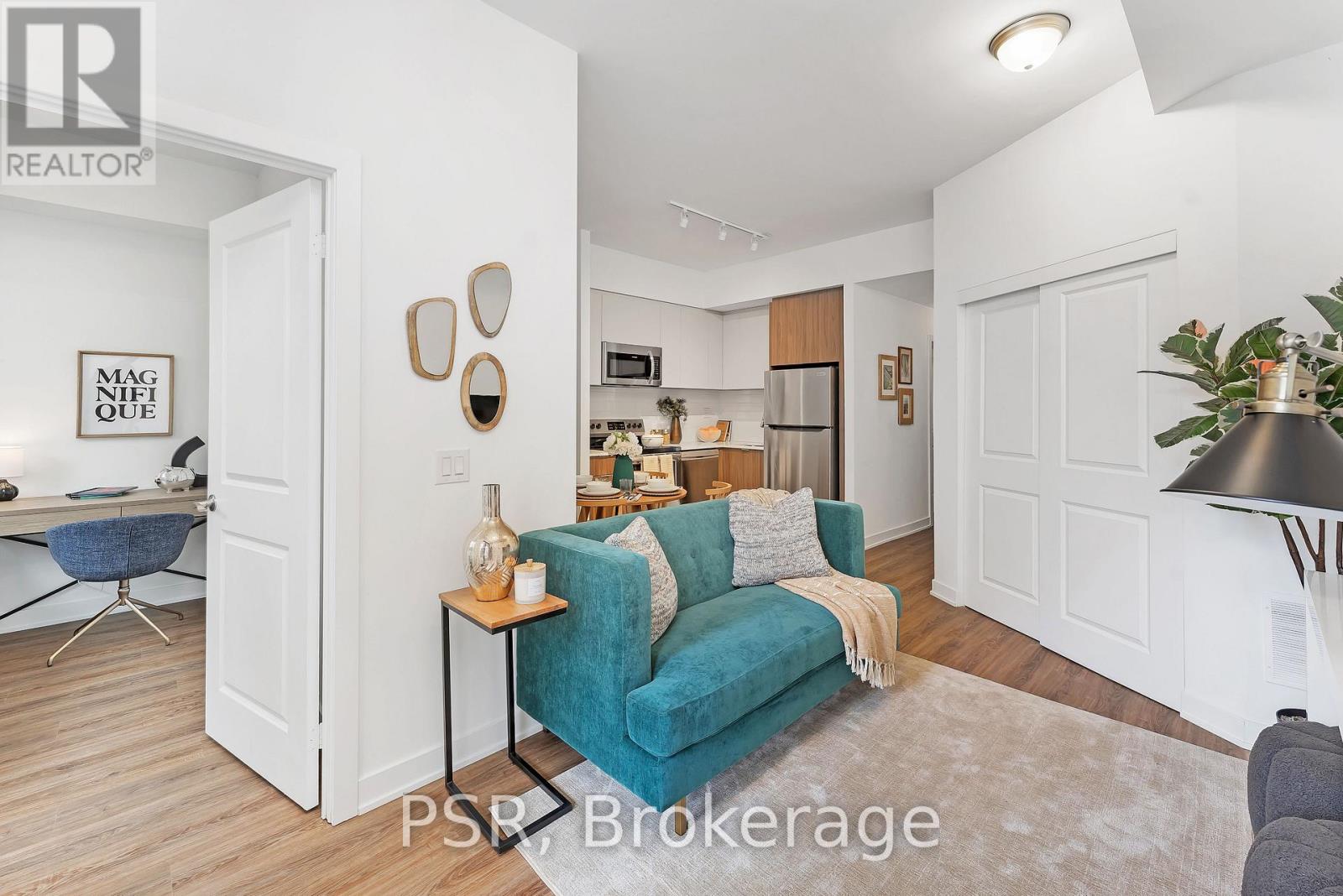 Townhouse at 125 - 37 DANFORTH ROAD, Toronto