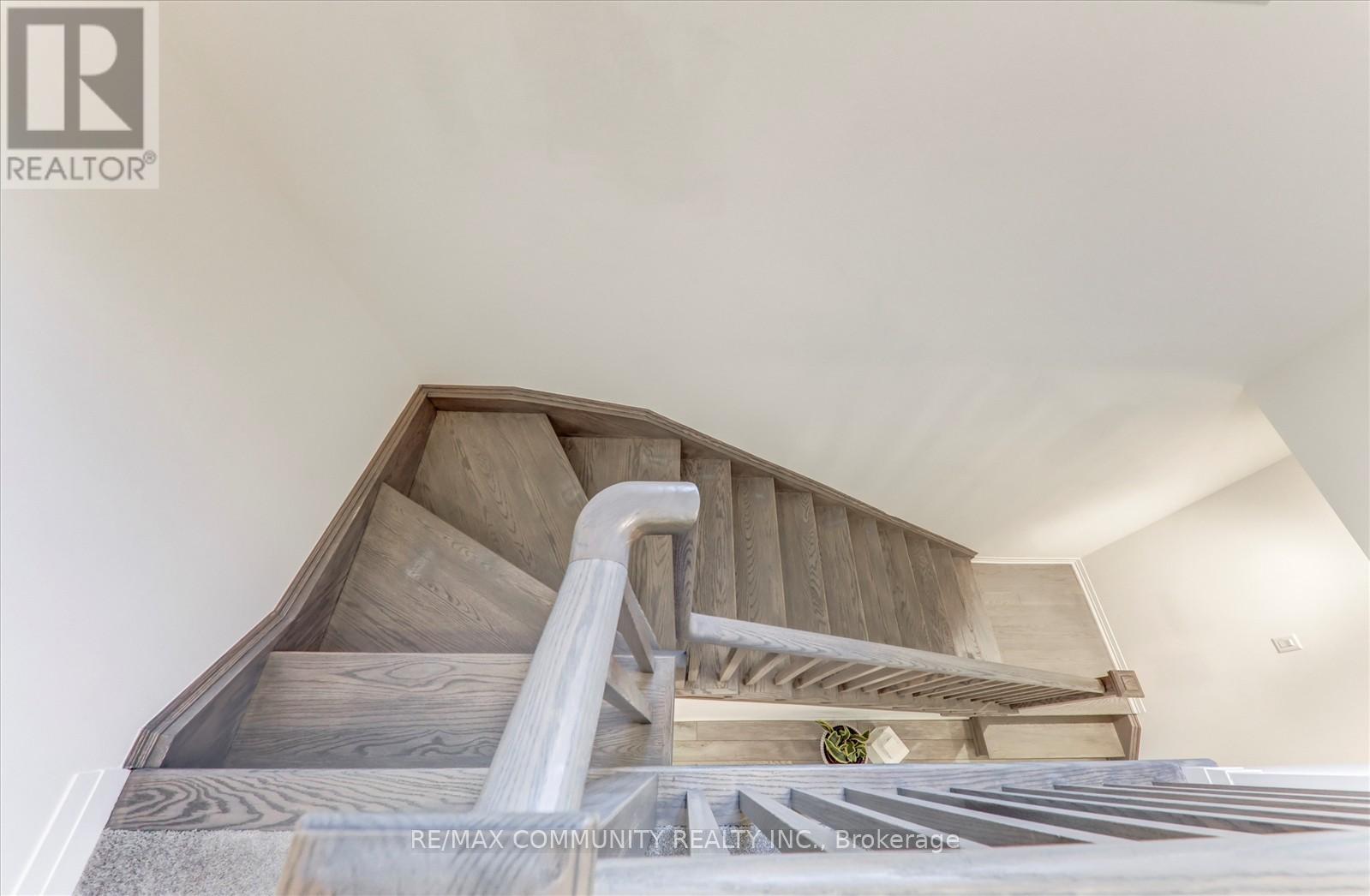 Townhouse at 124 OGSTON CRESCENT, Whitby