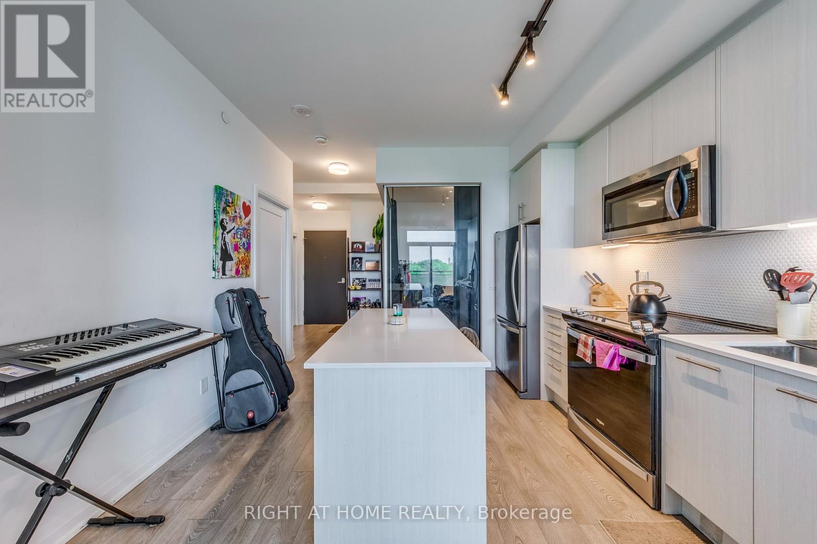 Apartment at 619 - 286 MAIN STREET, Toronto