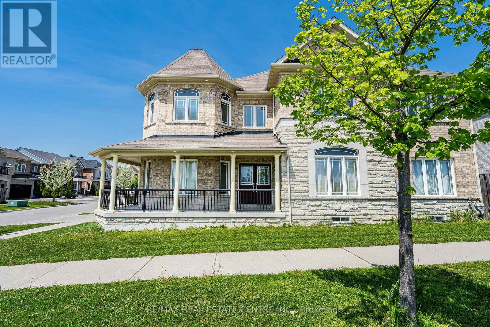 Detached at 1 ARFIELD AVENUE, Ajax