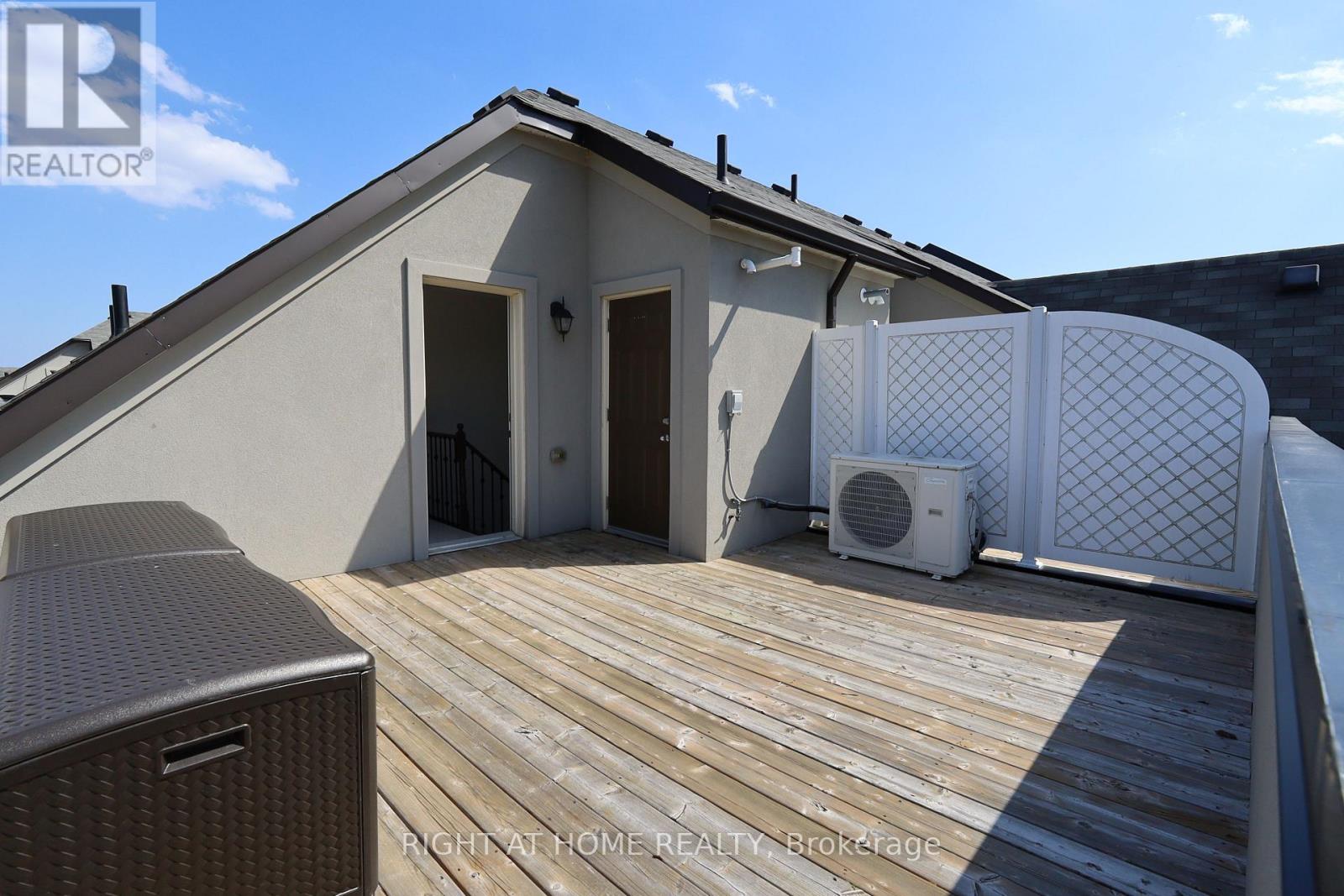 Townhouse at 14 - 1255 BRIDLETOWNE CIRCLE, Toronto