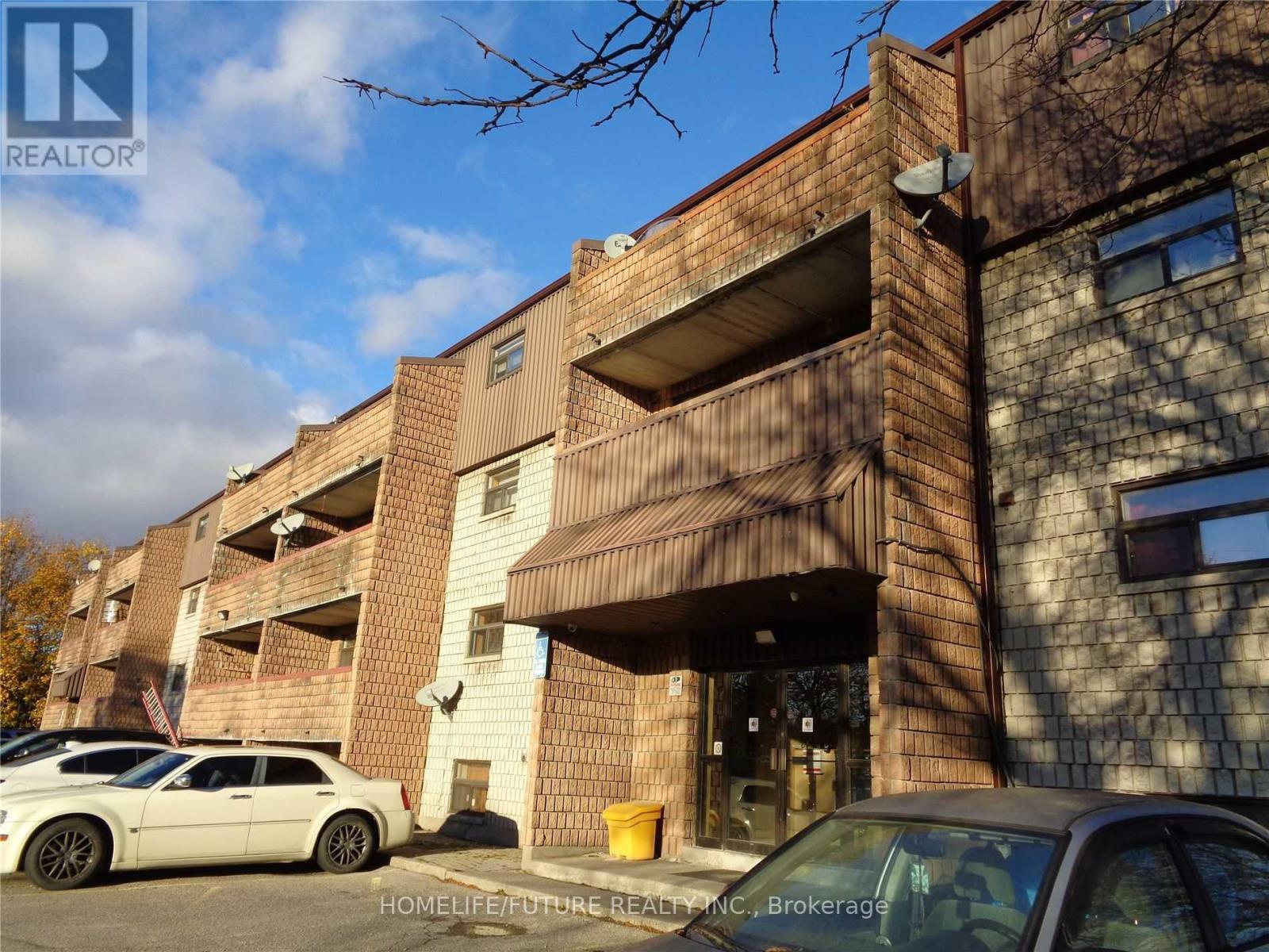 Multiplex at 203 - 560 BLOOR STREET E, Oshawa (Farewell)