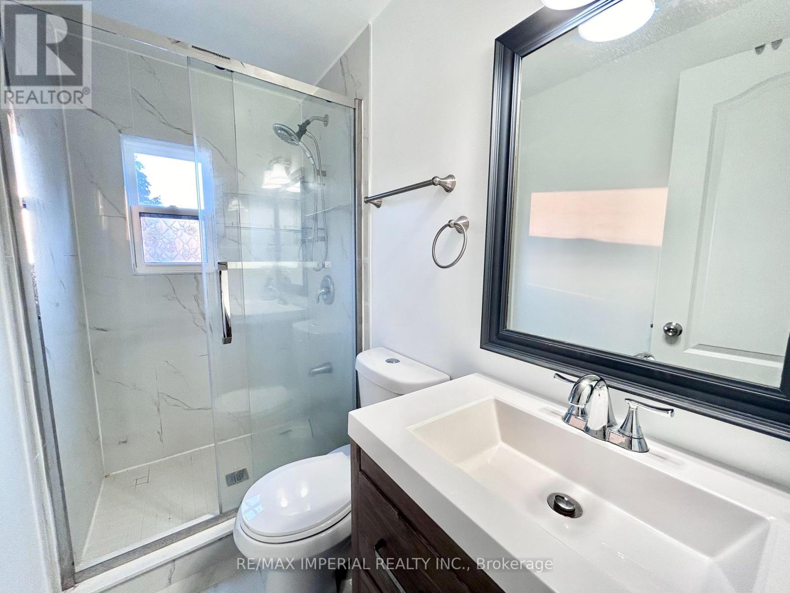 Detached at 2 ROOMS ON 2ND FL - 16 GLOXINIA CRESCENT, Toronto