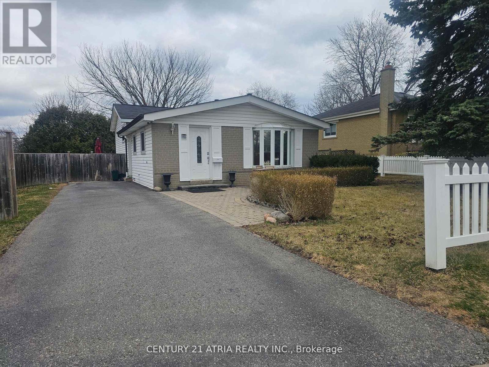 Detached at LOWER - 733 BALATON AVENUE, Pickering (Bay Ridges)