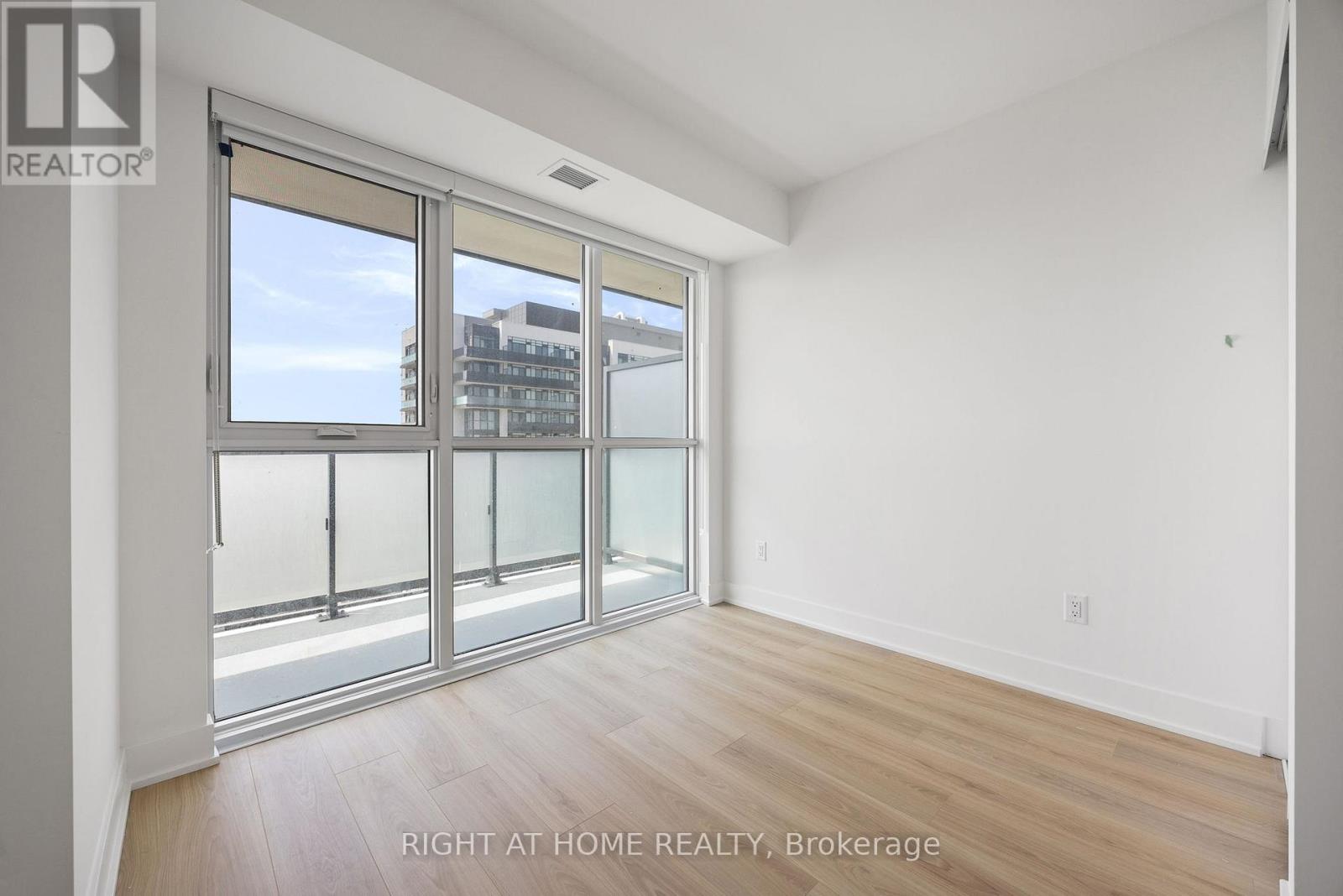 Apartment at 2211 - 2545 SIMCOE STREET, Oshawa