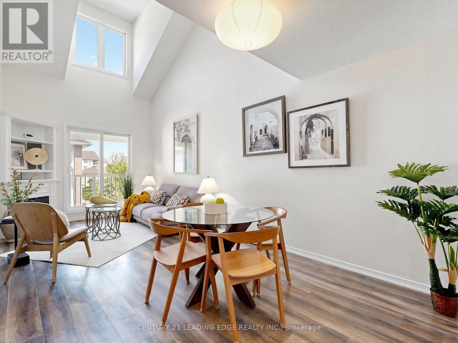 Townhouse at UNIT 3 - 45 PETRA WAY, Whitby (Pringle Creek)