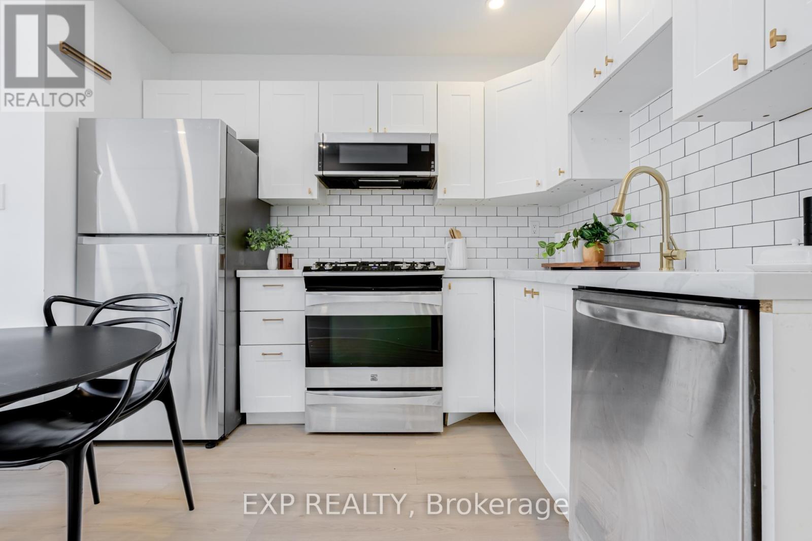 Semi-Detached/Link at 146 HANSON STREET, Toronto