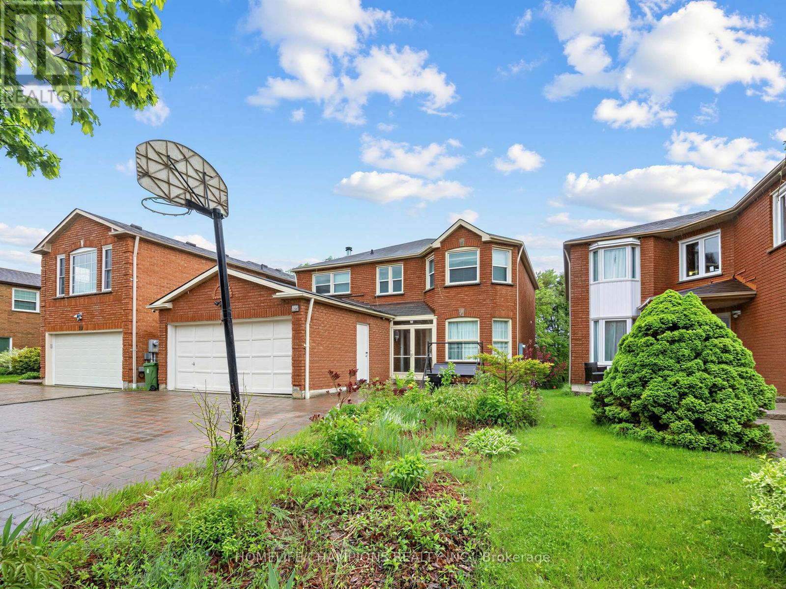 Detached at 12 GLENHEATHER TERRACE, Toronto
