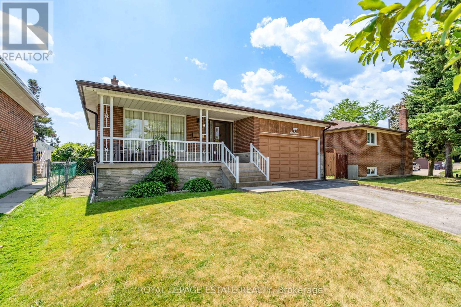 Detached at 17 ALTAIR AVENUE, Toronto