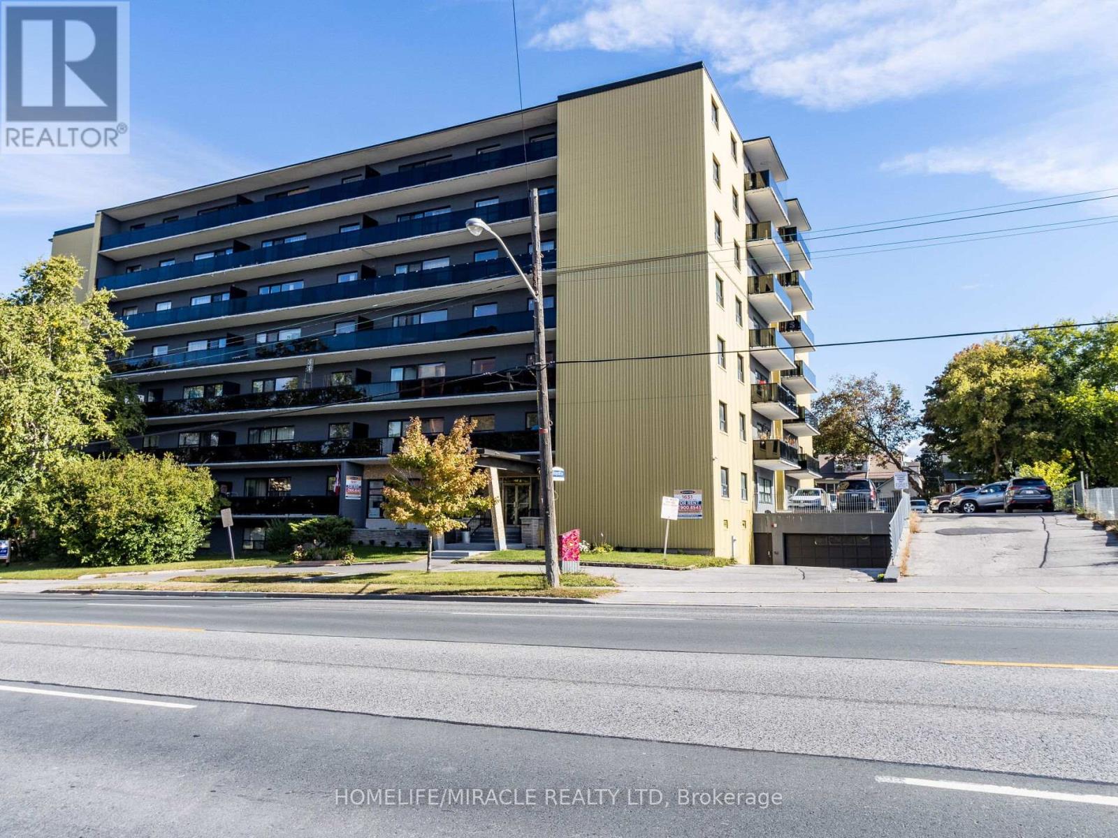 Multiplex at 302 - 1651 VICTORIA PK AVENUE, Toronto