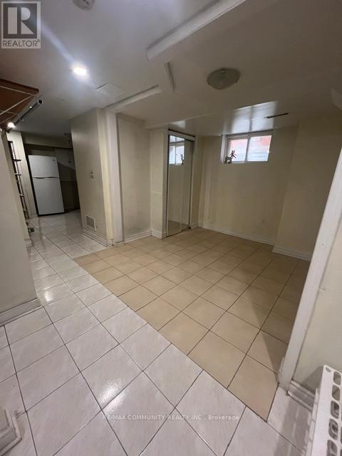 Detached at BASEMENT - 39 BRIARGLEN COURT, Toronto (L'Amoreaux)