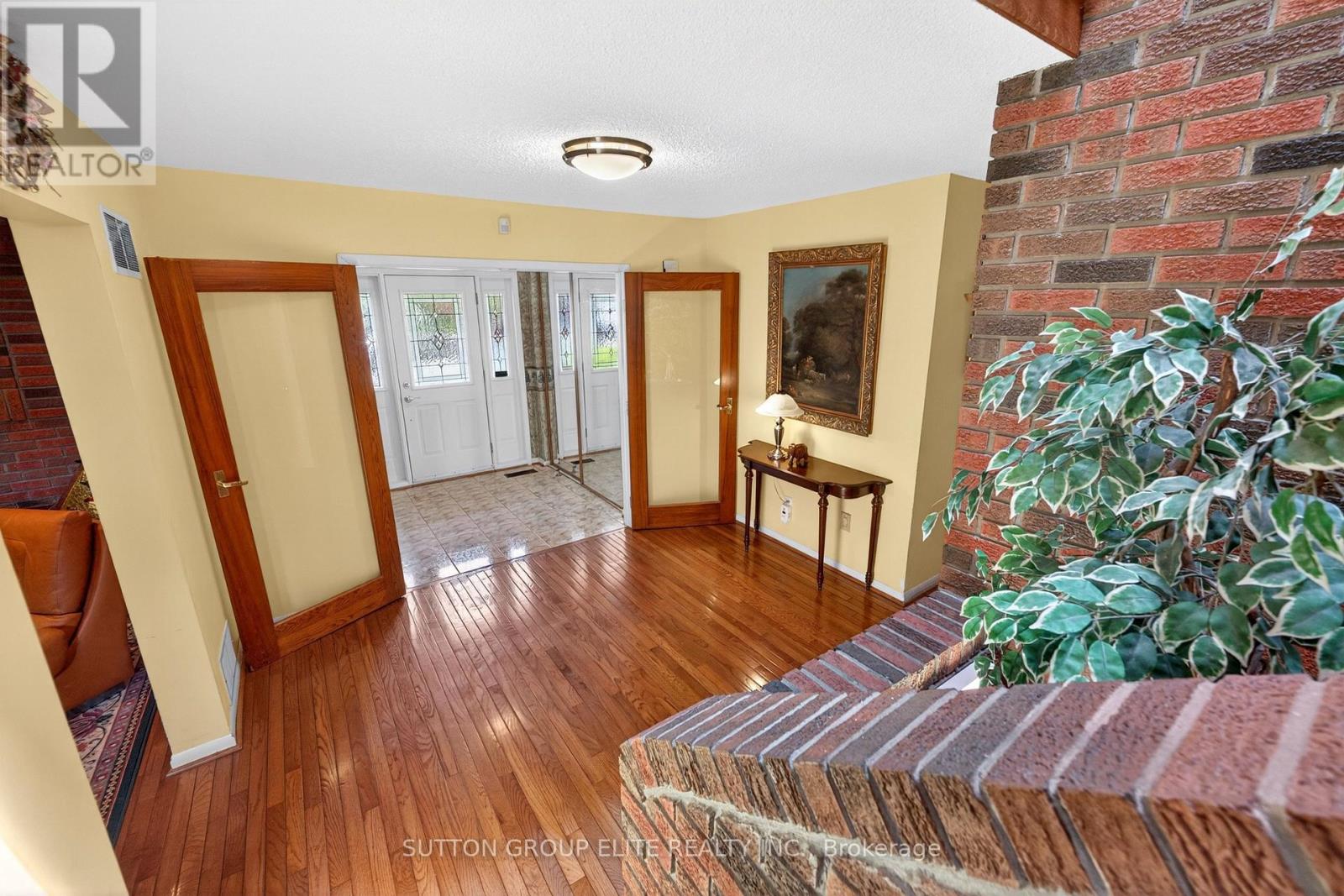Detached at 1986 SPRUCE HILL ROAD, Pickering