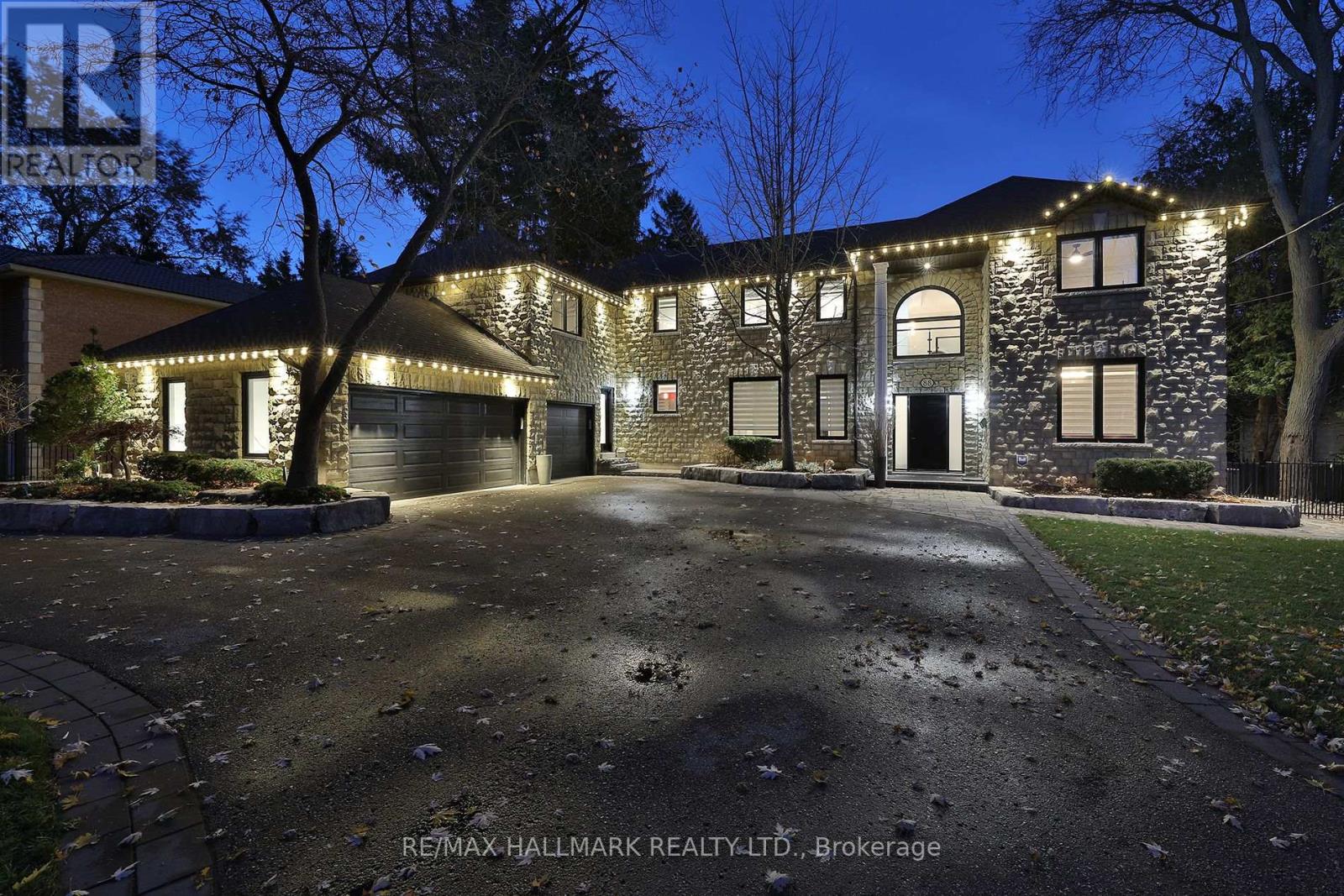 Detached at 88 COLONEL DANFORTH TRAIL, Toronto