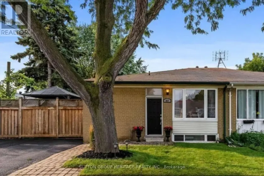 Semi-Detached/Link at 357 DOVEDALE DRIVE, Whitby