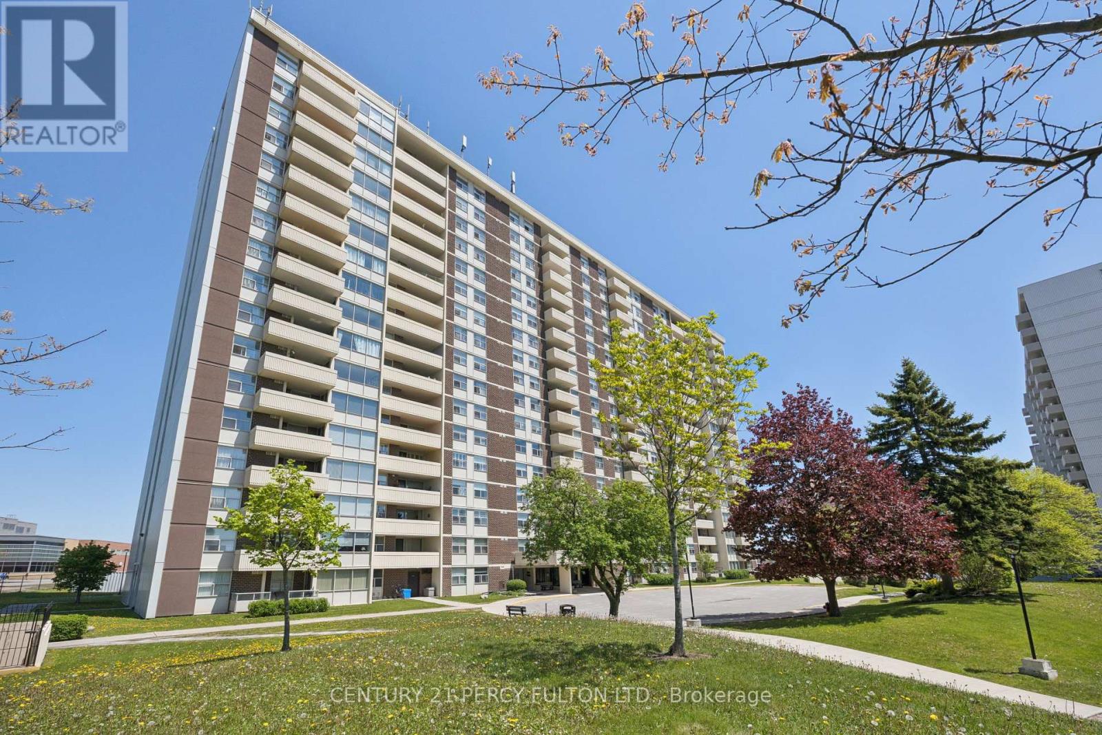 Apartment at PH9 - 66 FALBY COURT, Ajax (South East)