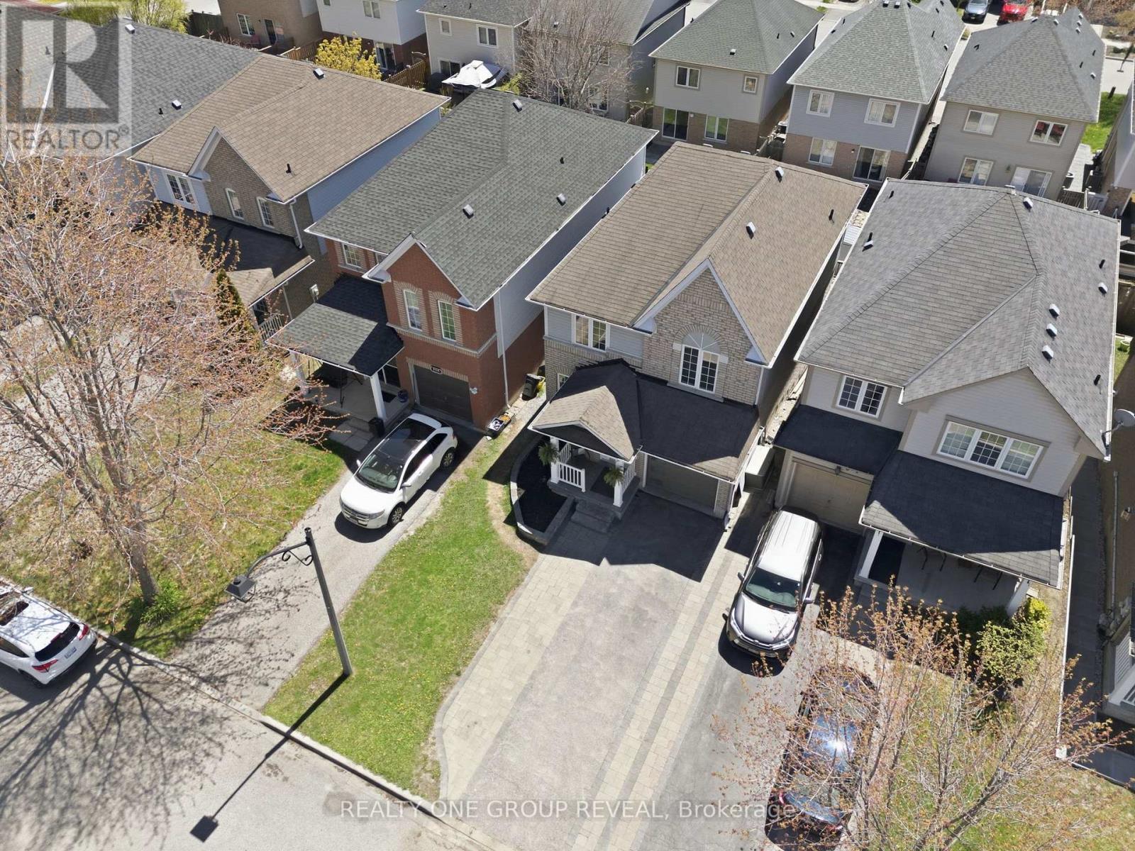 Detached at 910 TAGGART CRESCENT, Oshawa
