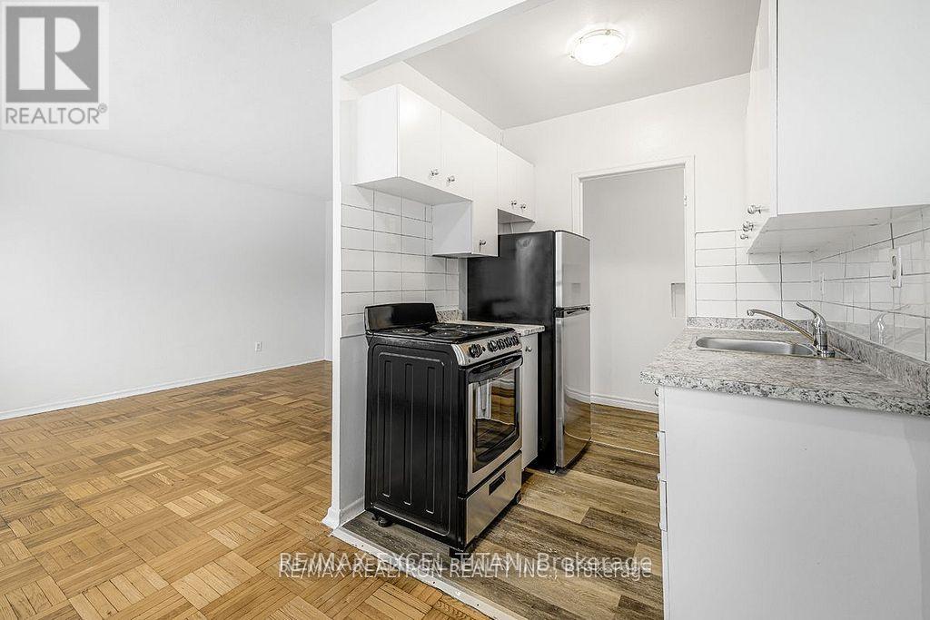Apartment at 306 - 156 KINGSTON ROAD, Toronto