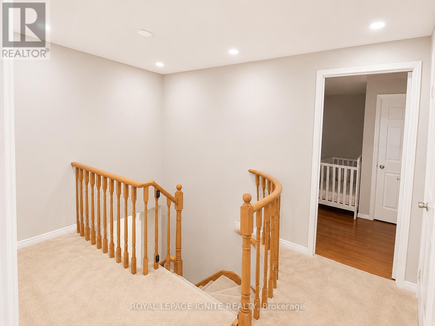 Detached at 21 HALFMOON SQUARE, Toronto