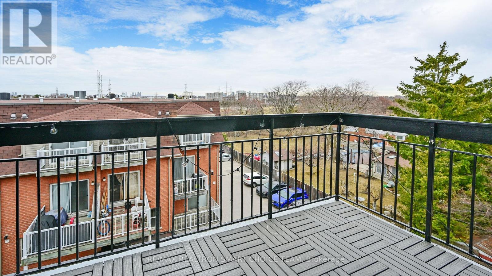 Apartment at 505 - 895 KENNEDY ROAD, Toronto