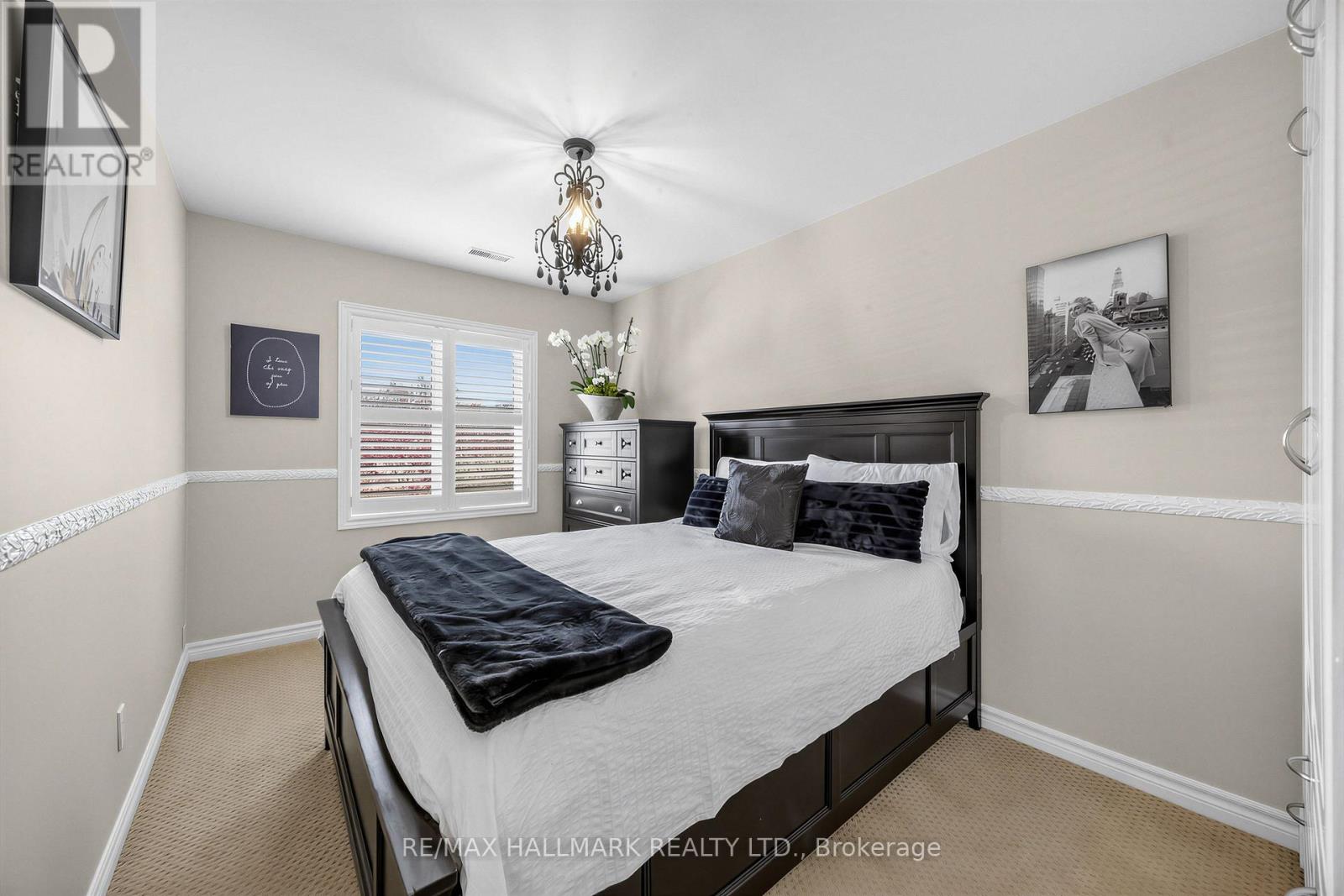 Detached at 86 BINSWOOD AVENUE, Toronto