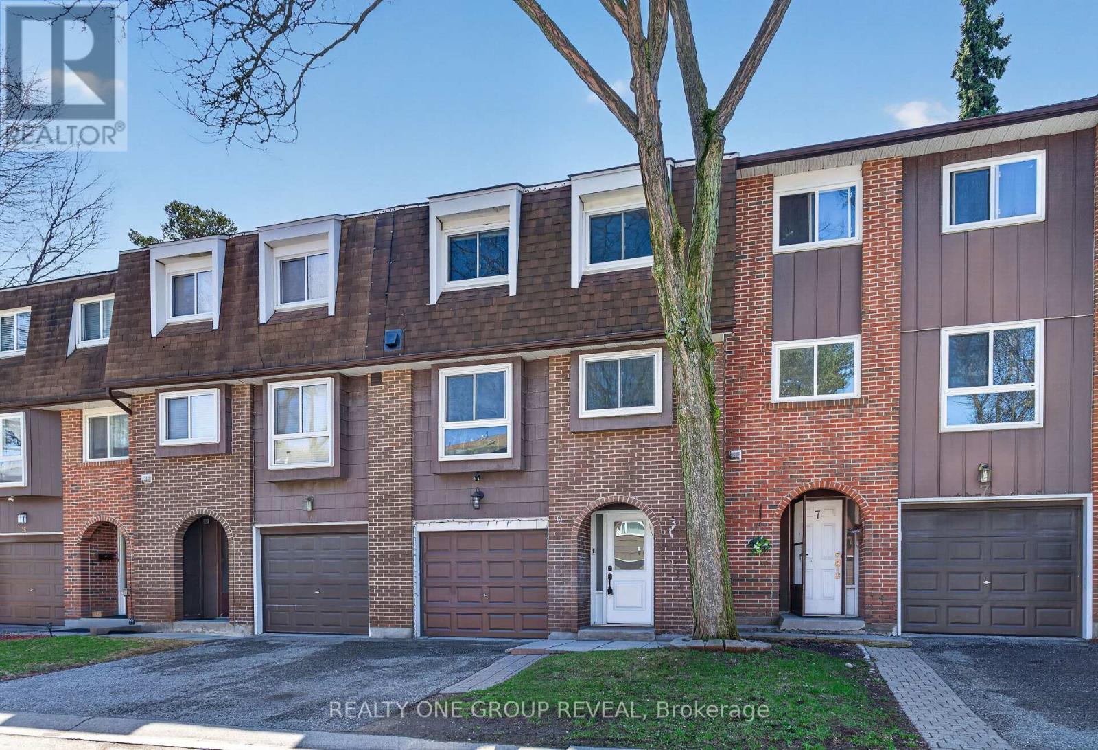 Townhouse at 9 - 443 MANSE ROAD, Toronto
