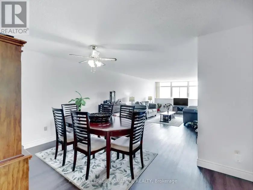 Apartment at 506 - 3151 BRIDLETOWNE CIRCLE, Toronto (L'Amoreaux)