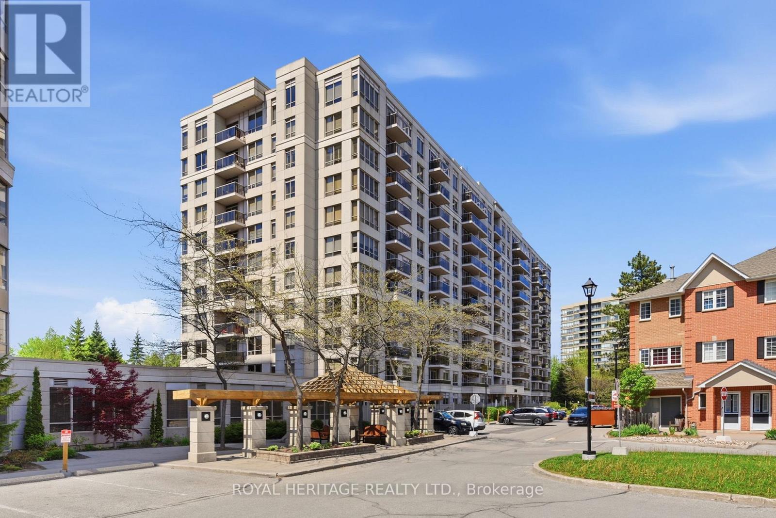 Apartment at 501 - 1200 THE ESPLANADE, Pickering (Town Centre)