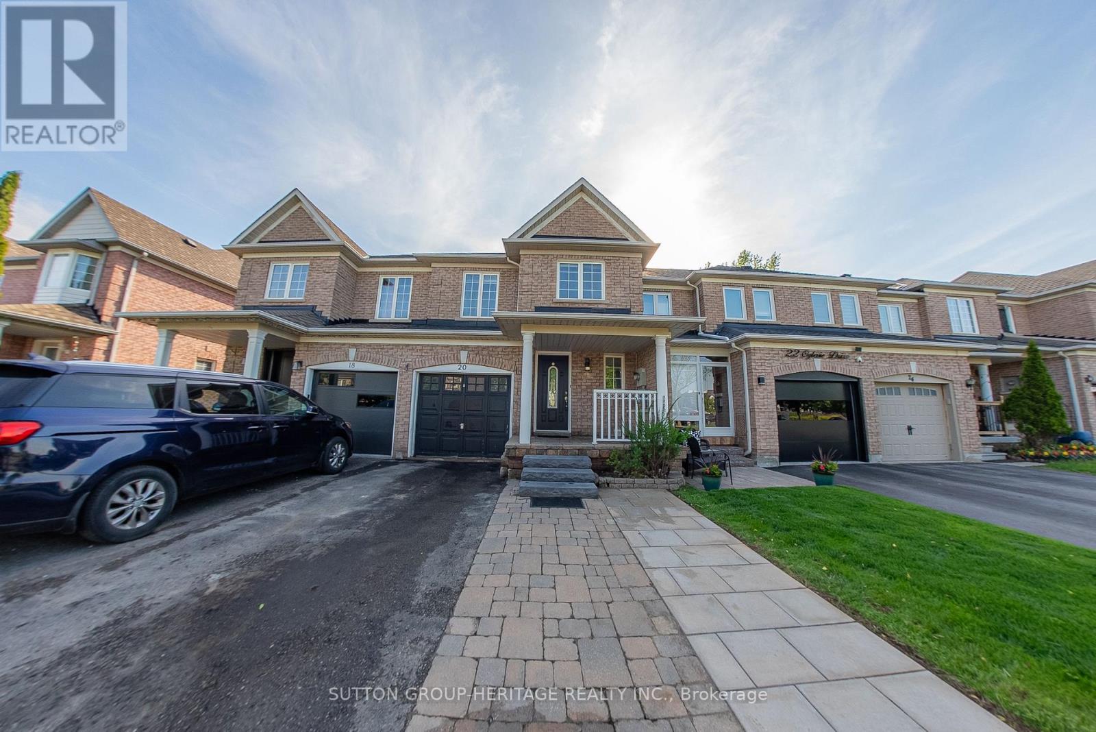 Townhouse at 20 OGLEVIE DRIVE, Whitby