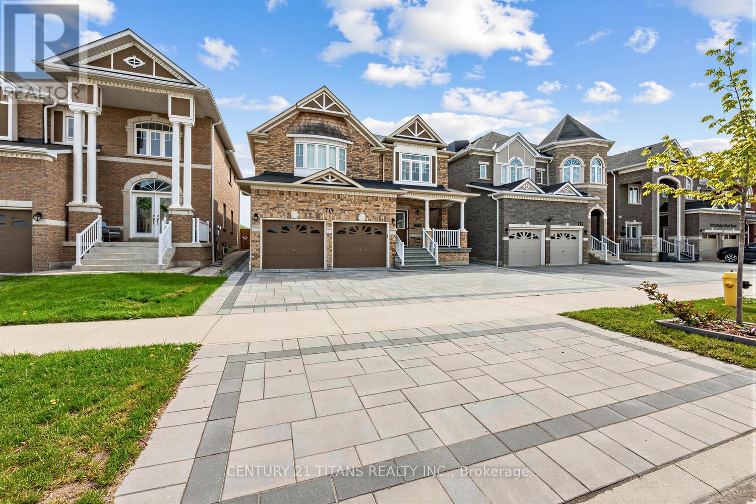 Detached at 719 AUDLEY ROAD S, Ajax