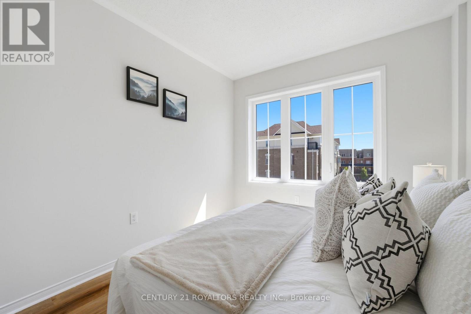 Townhouse at 2448 BROMUS PATH, Oshawa