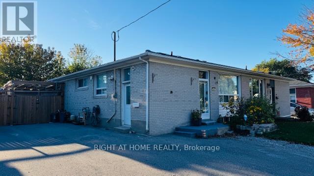 Semi-Detached/Link at 306 ROSEDALE DRIVE, Whitby (Downtown Whitby)