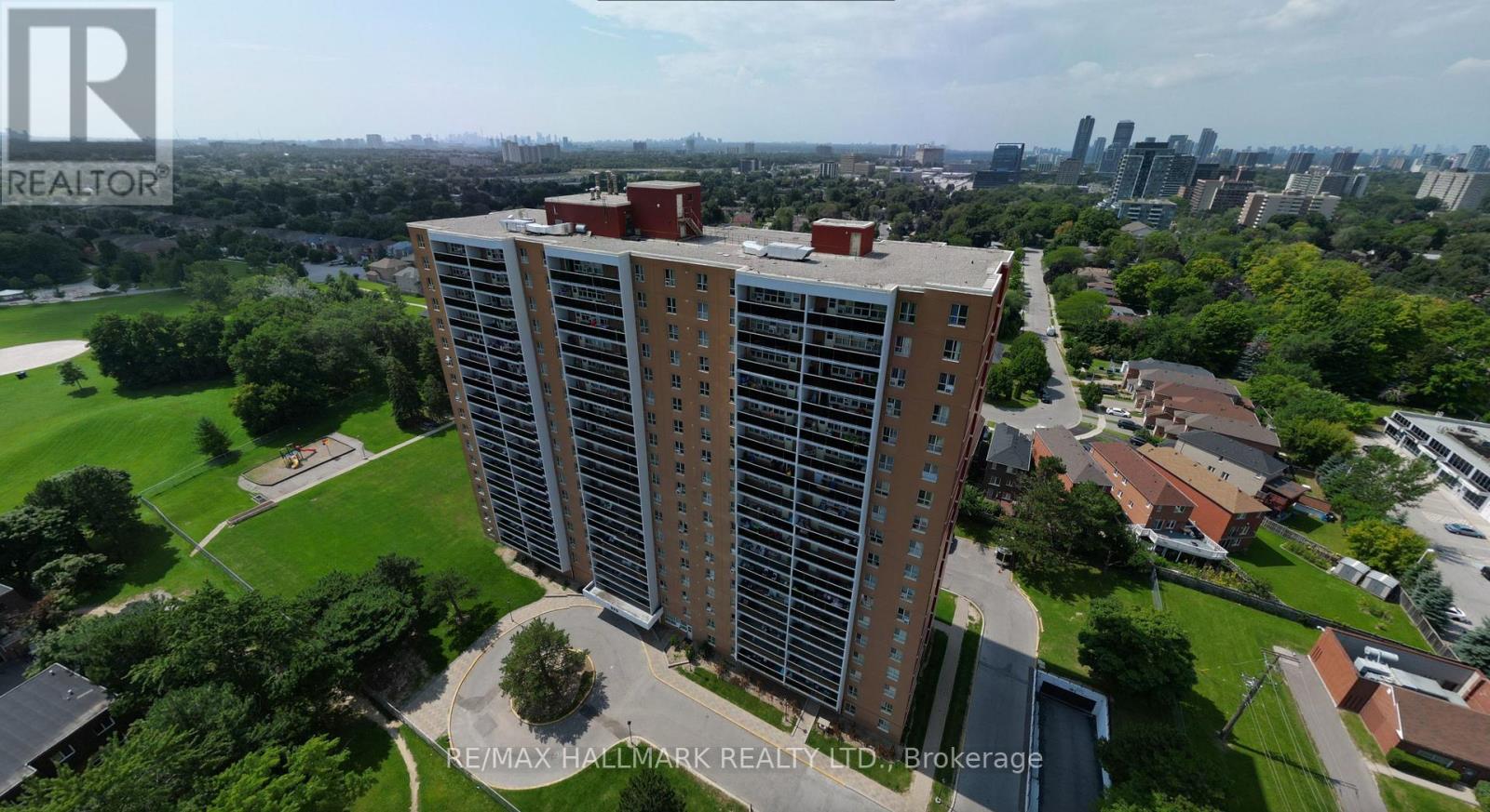 Apartment at 310 - 270 PALMDALE DRIVE, Toronto (Tam O'Shanter-Sullivan)