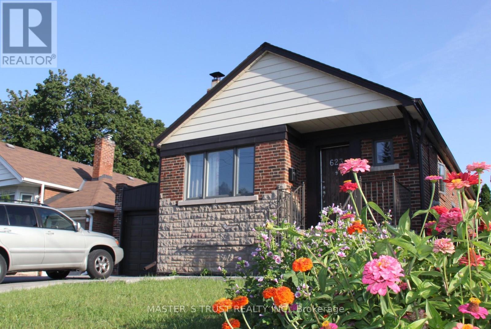 Detached at 623 O' CONNOR DR DRIVE, Toronto (East York)