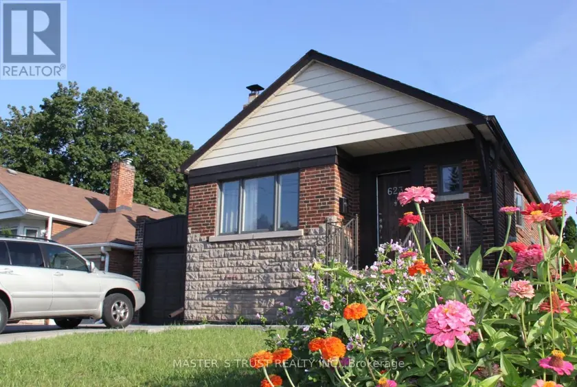 Detached at 623 O' CONNOR DR DRIVE, Toronto