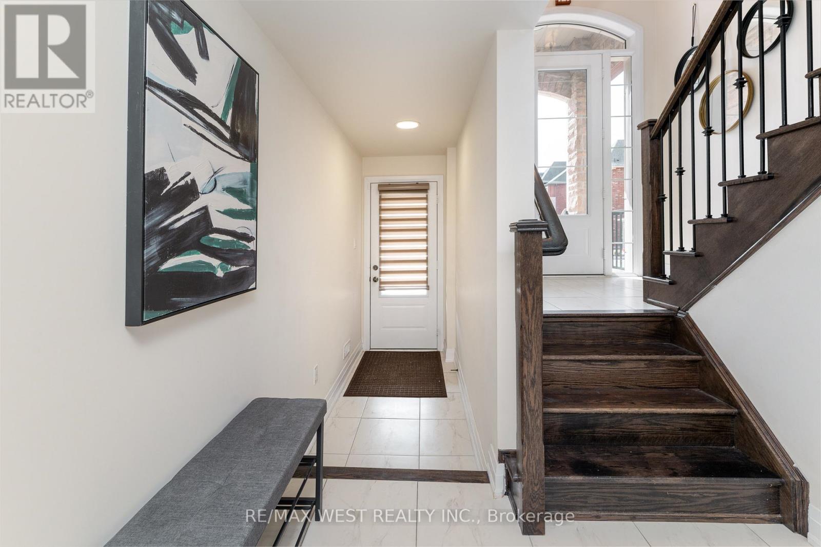 Detached at 186 BRALORNE TRAIL, Pickering