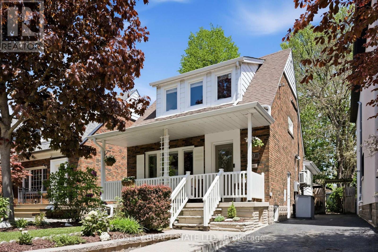 Detached at 127 WARDEN AVENUE, Toronto (Birchcliffe-Cliffside)