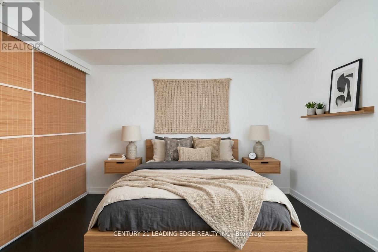 Apartment at 611 - 3520 DANFORTH AVENUE, Toronto