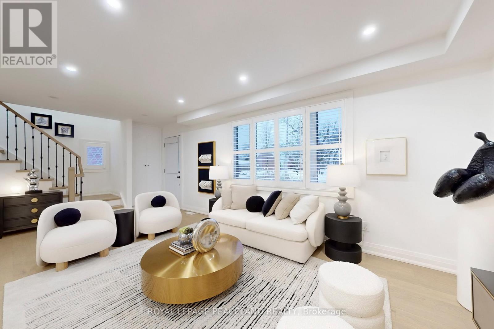 Detached at 29 ROSITA CRESCENT, Toronto (Clairlea-Birchmount)