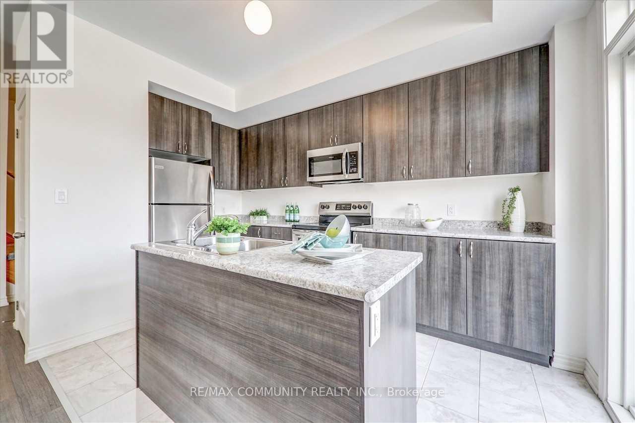Townhouse at 2718 WILLIAM JACKSON DRIVE, Pickering