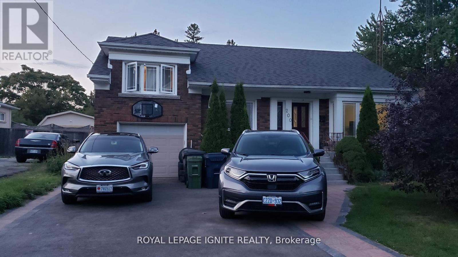 Detached at LOWER - 200 PHYLLIS AVENUE, Toronto (Cliffcrest)