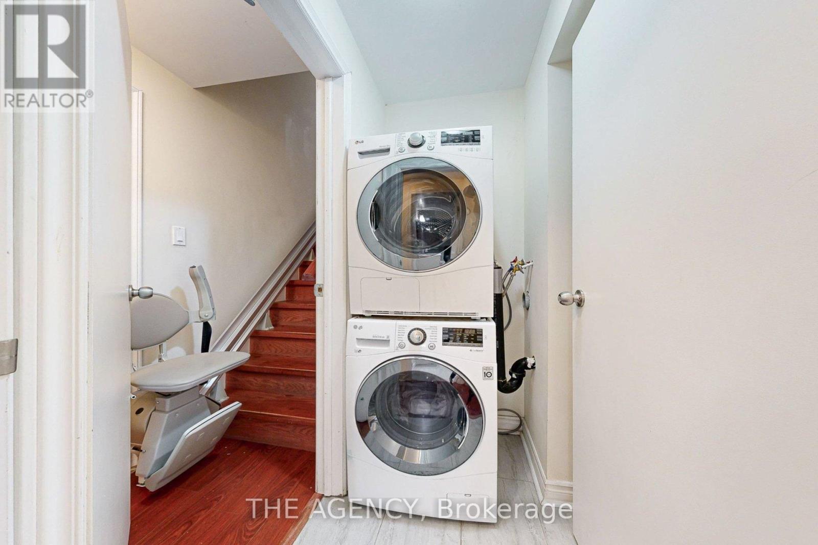 Detached at 31 SEWARD CRESCENT, Ajax