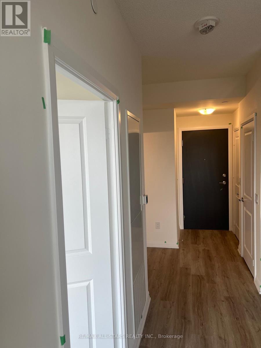 Apartment at 1430 - 3270 SHEPPARD AVENUE E, Toronto