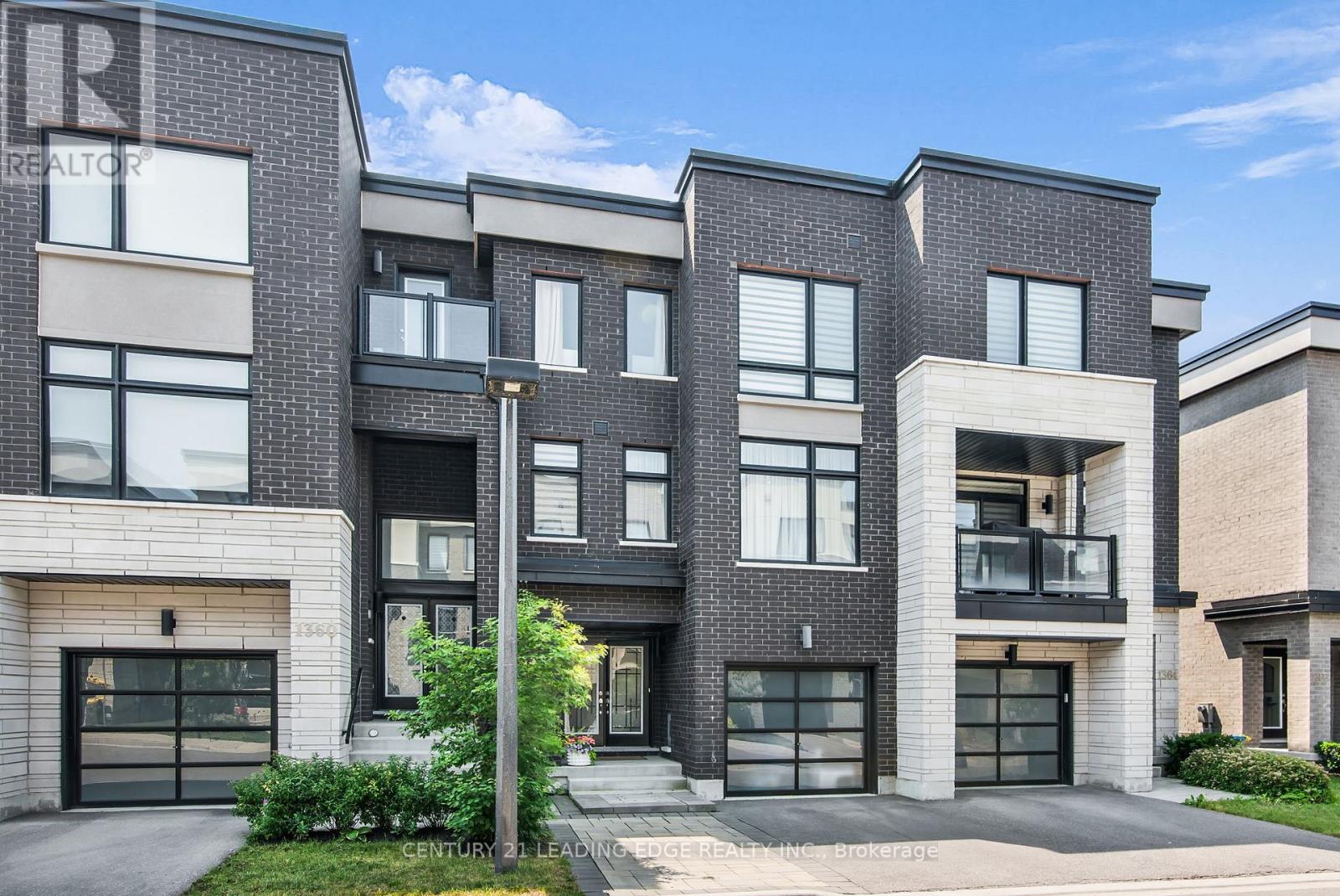 Townhouse at 1362 GULL CROSSING N, Pickering