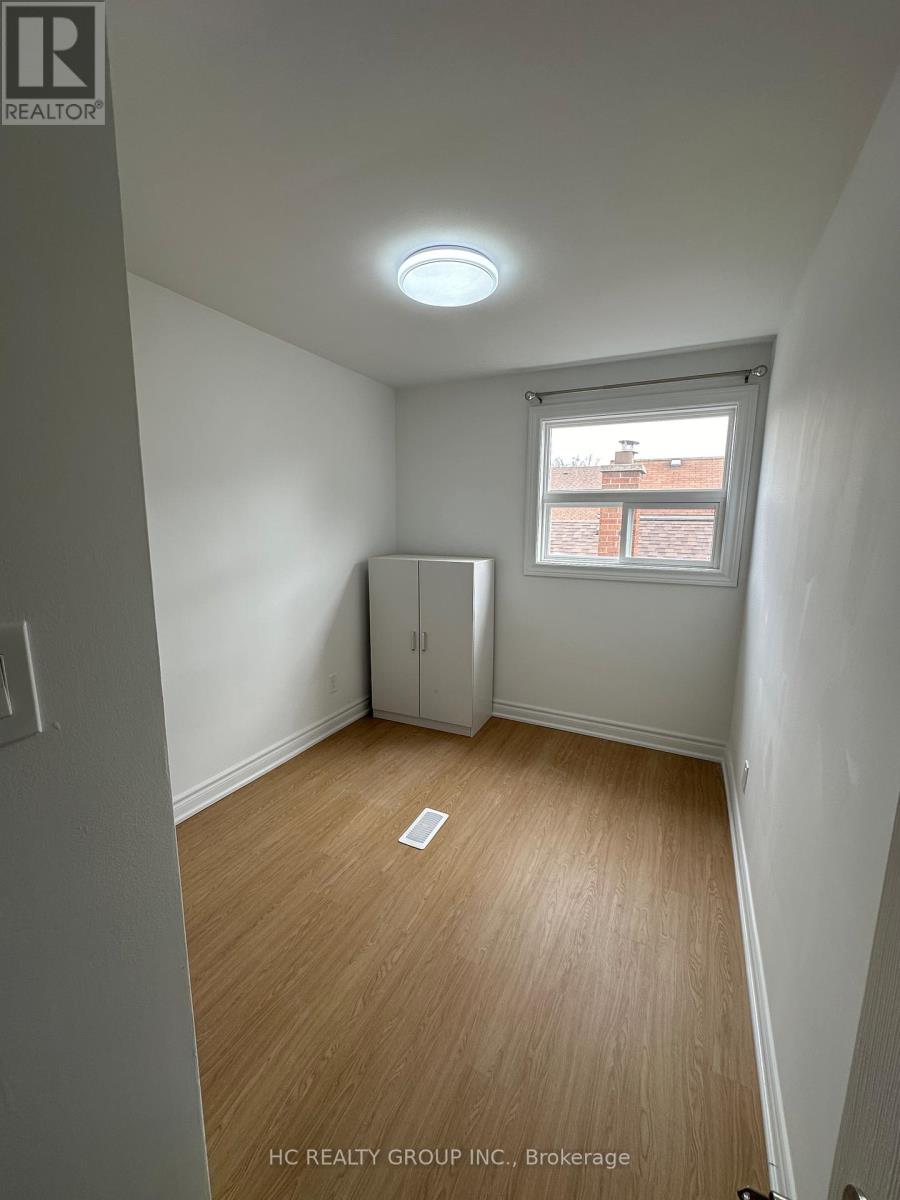 Detached at UPPER - 48 TORRENS AVENUE, Toronto