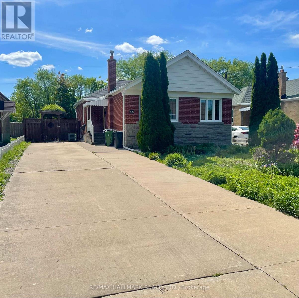 Detached at 34 GREYLAWN CRESCENT, Toronto (Wexford-Maryvale)