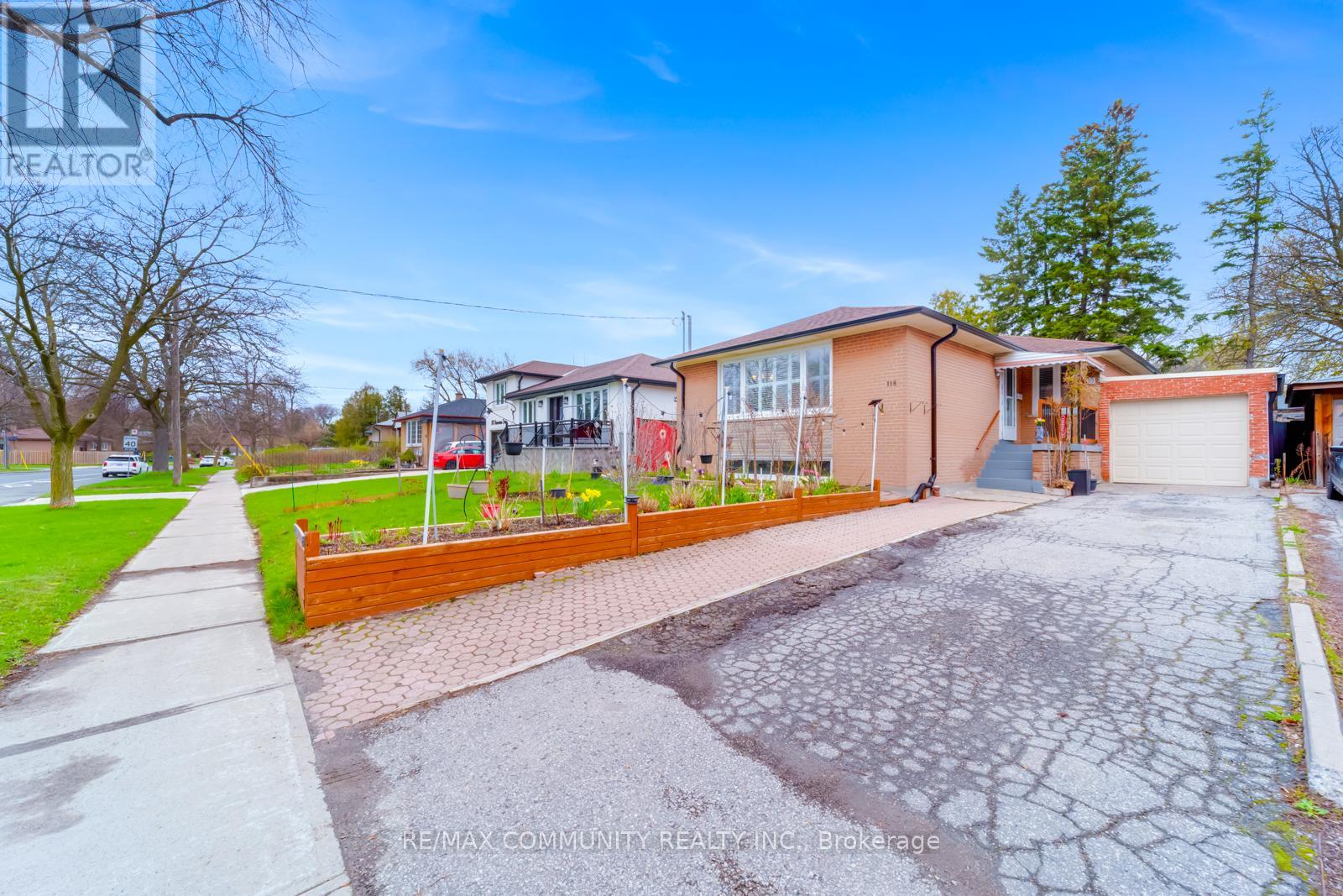 Detached at 118 BRIMORTON DRIVE, Toronto