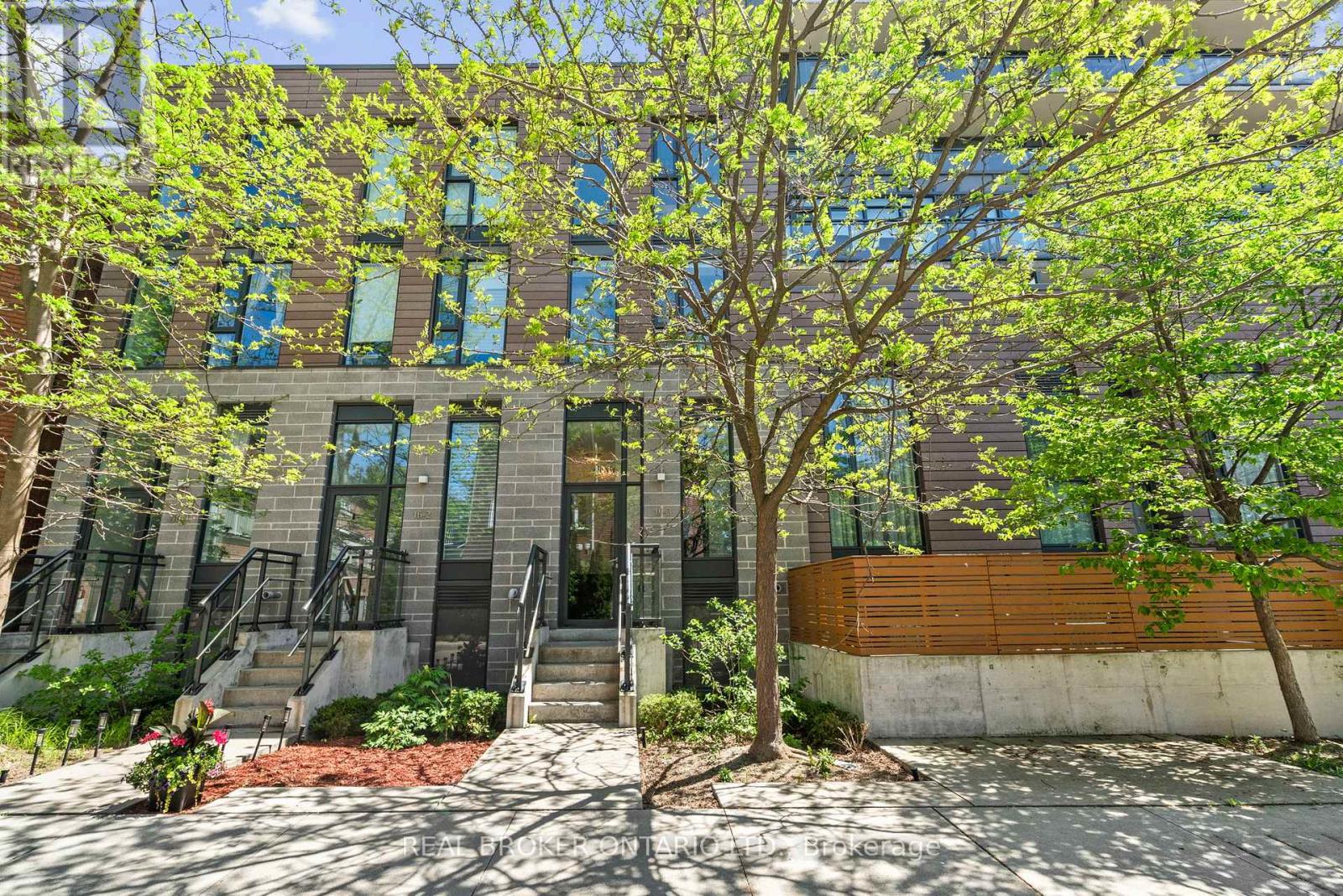 Townhouse at TH3 - 16 FILMIC LANE, Toronto